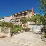 With Parking Space - 16178 Appartamento